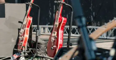 Best Guitar Stands Featured Image