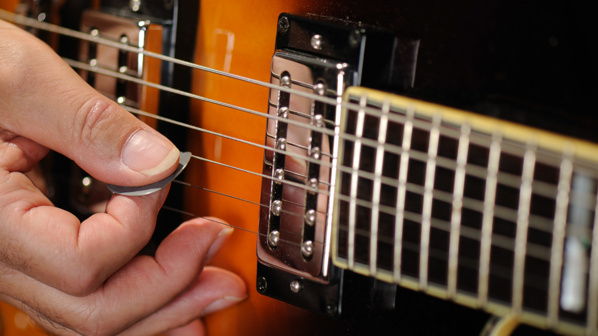 How to Easily Hold and Use a Guitar Pick